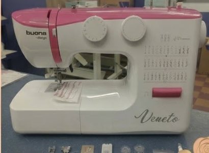 Máquina familiar Buona Veneto, blanca y rosa